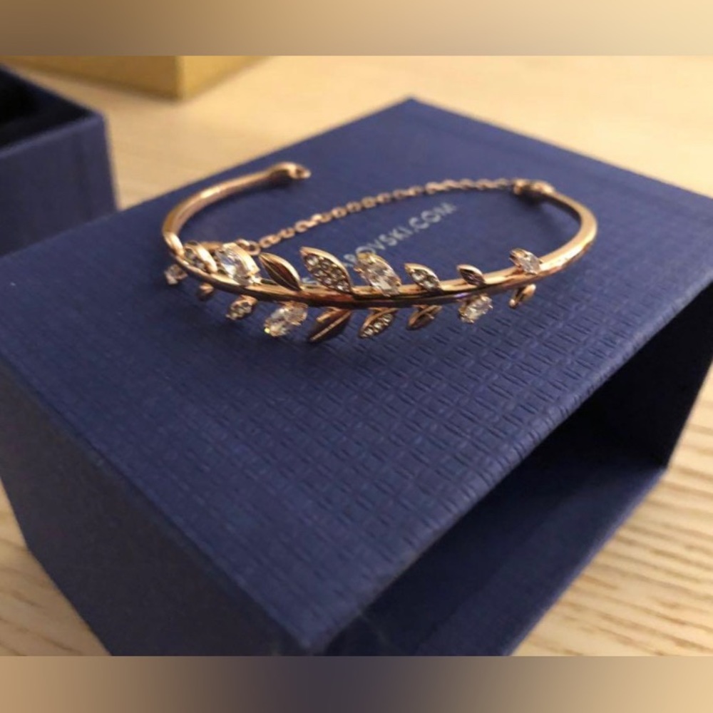 SWAROVSKI MAYFLY BANGLE, WHITE, ROSE GOLD PLATING